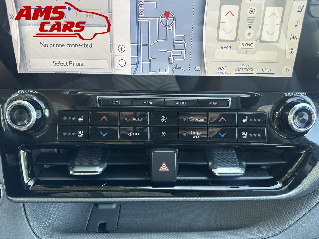 2022 Toyota Highlander Image 38