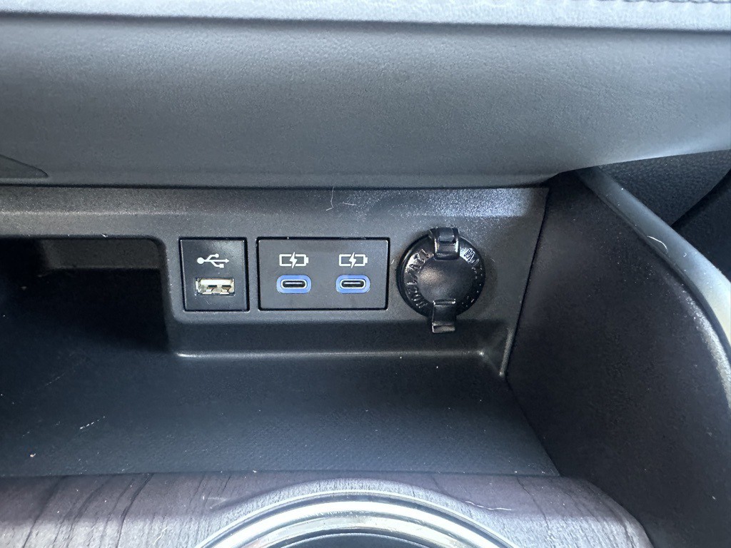 2022 Toyota Highlander Image 39