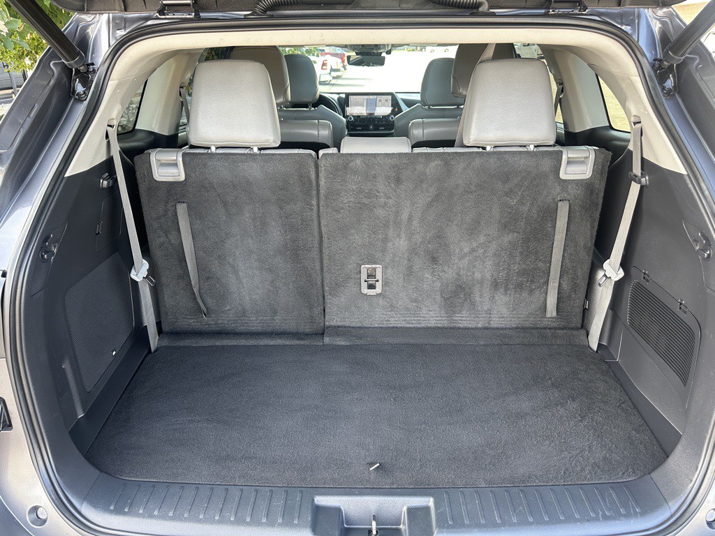 2022 Toyota Highlander Image 47