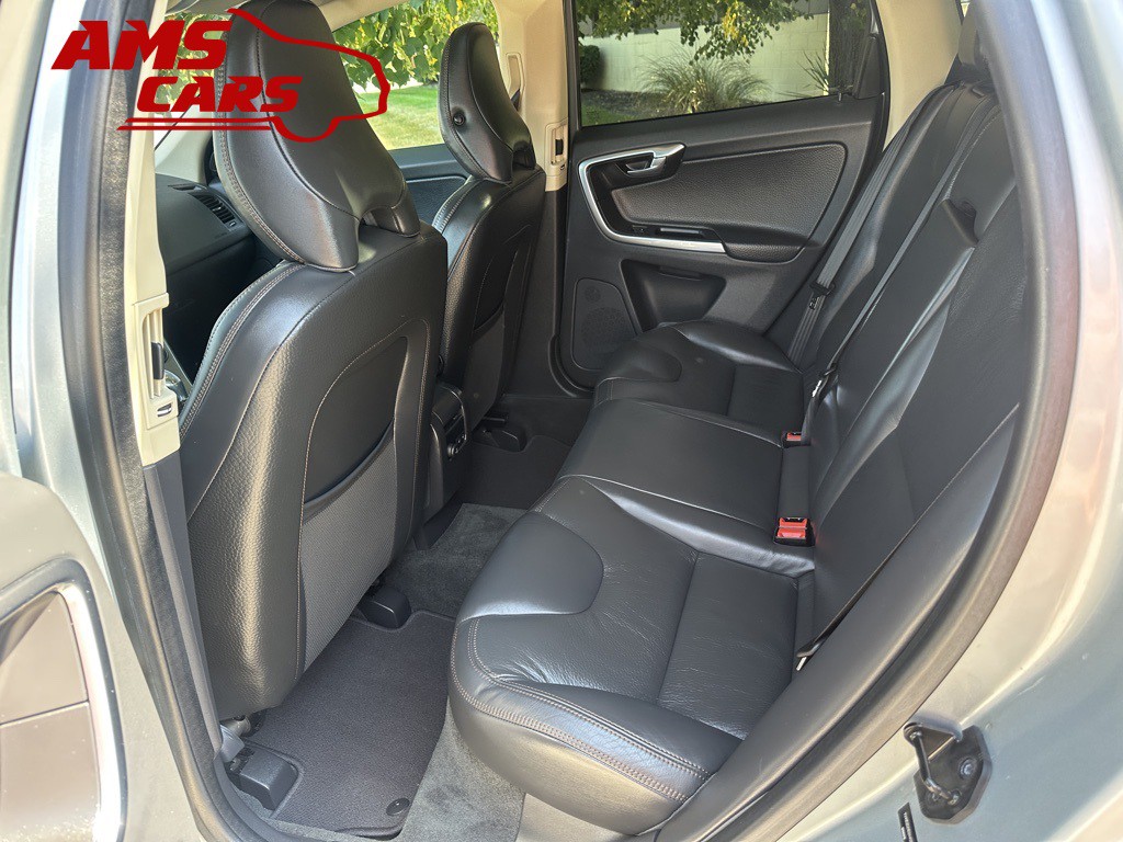 2013 Volvo XC60 Image 12