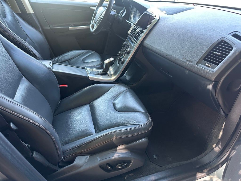 2013 Volvo XC60 Image 17