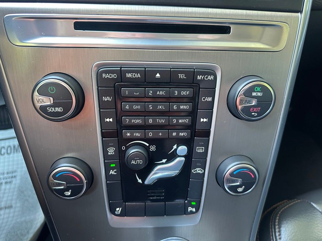 2013 Volvo XC60 Image 31