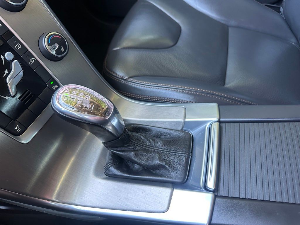 2013 Volvo XC60 Image 32