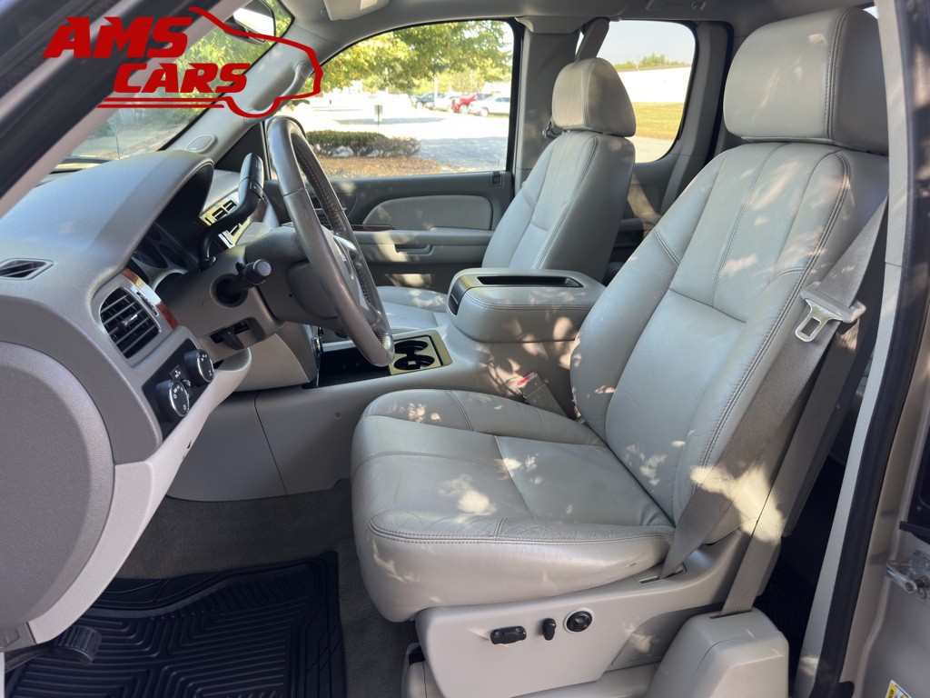 2009 GMC Sierra 2500 Image 11
