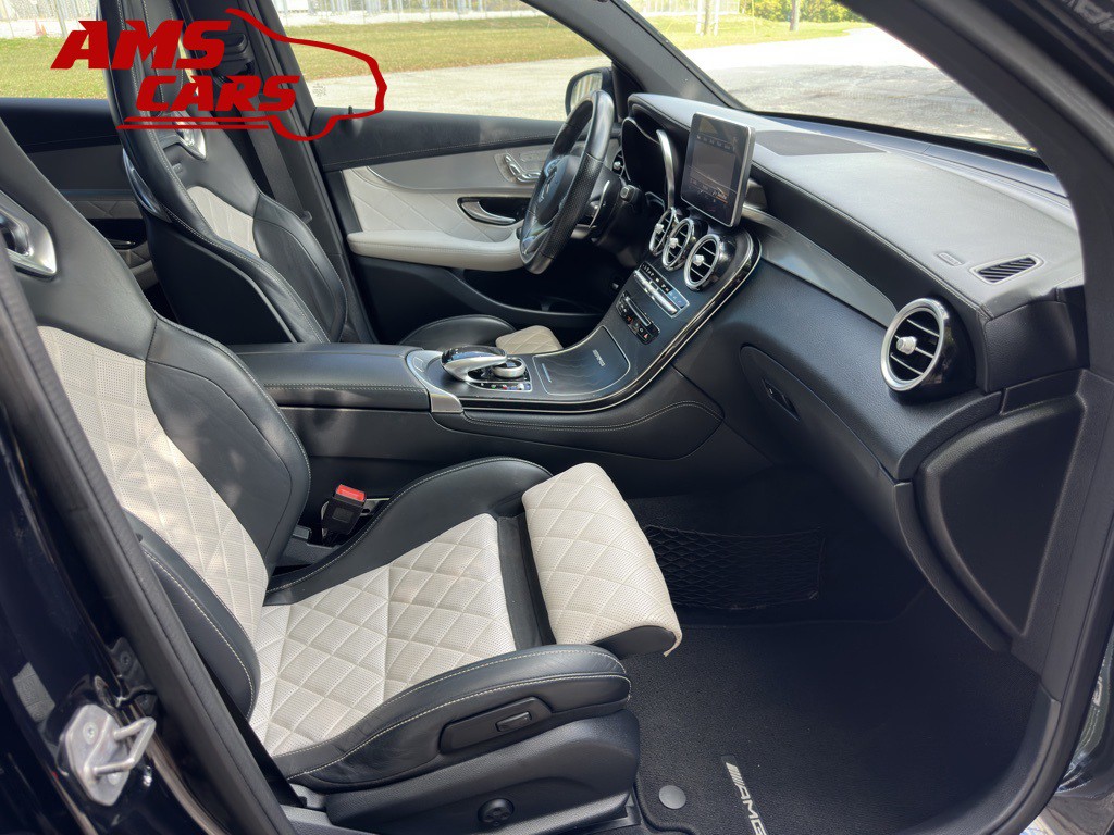 2019 Mercedes-Benz GLC-Class Image 19