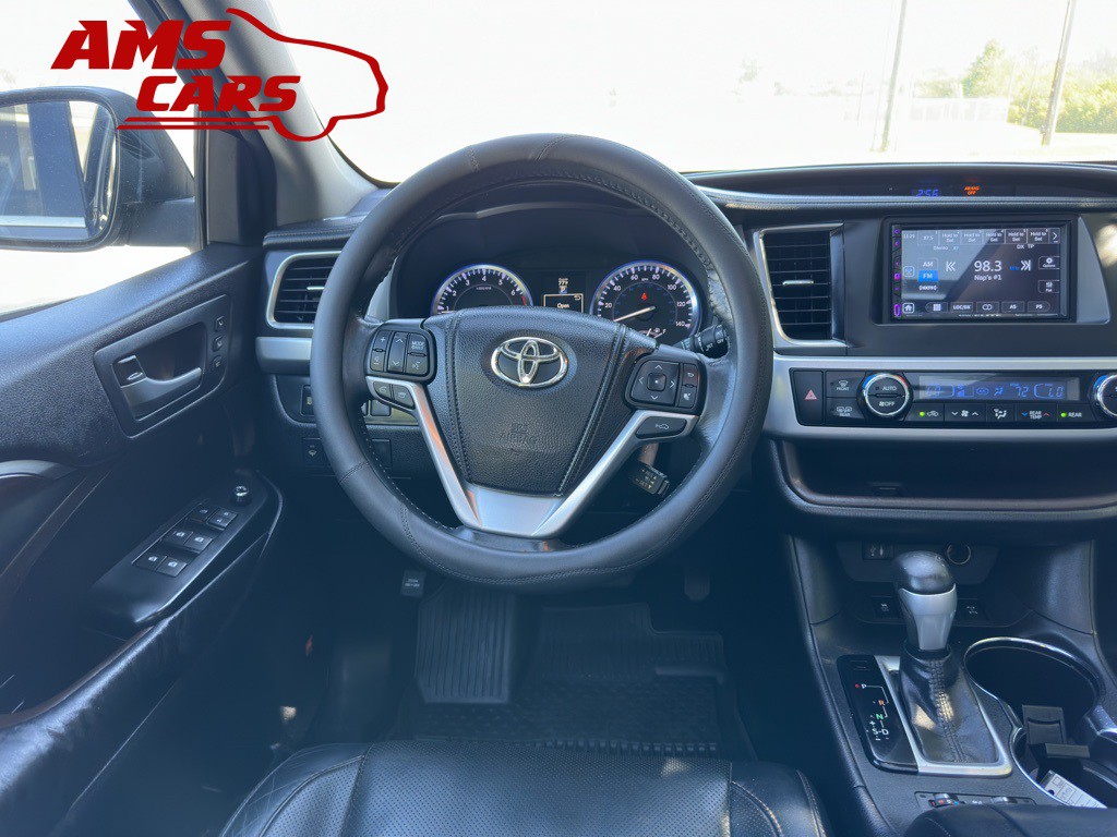 2014 Toyota Highlander Image 8