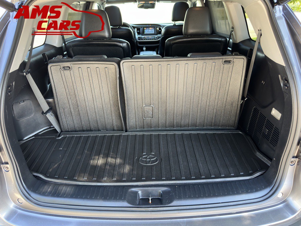 2014 Toyota Highlander Image 18