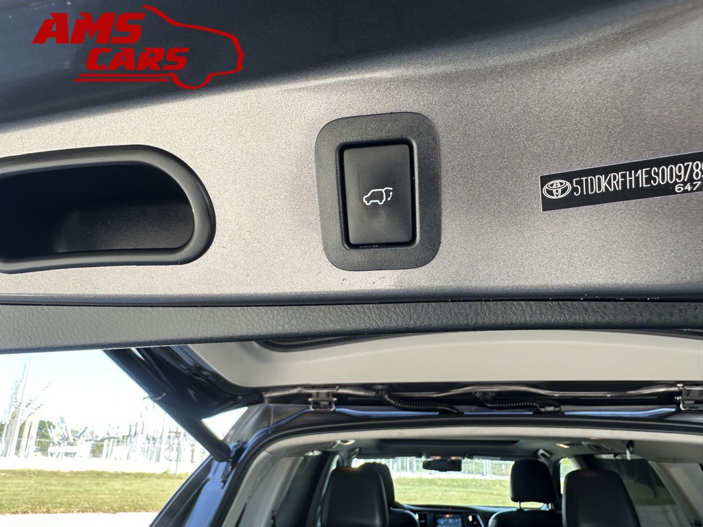 2014 Toyota Highlander Image 37