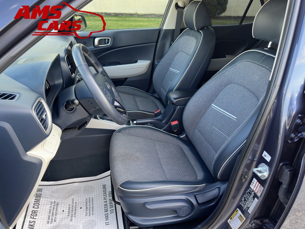 2023 Hyundai Venue Image 11