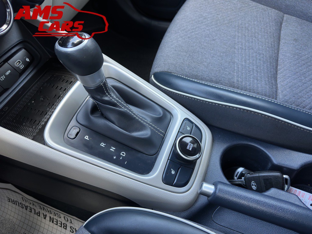 2023 Hyundai Venue Image 35