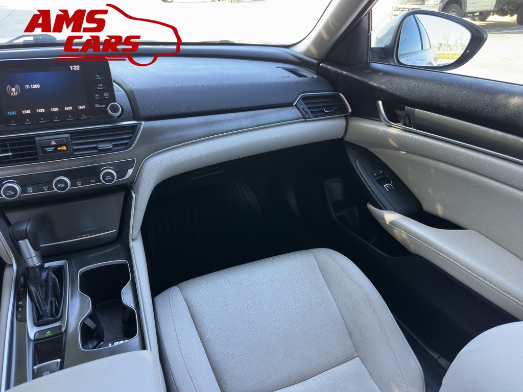 2018 Honda Accord Image 8