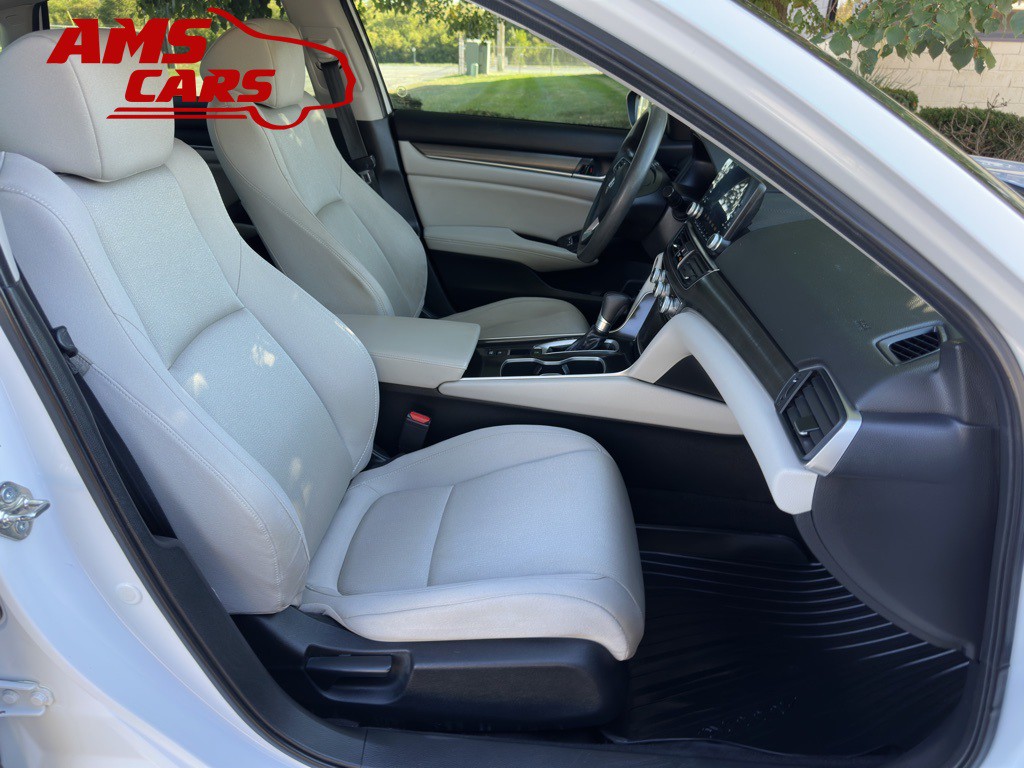 2018 Honda Accord Image 15