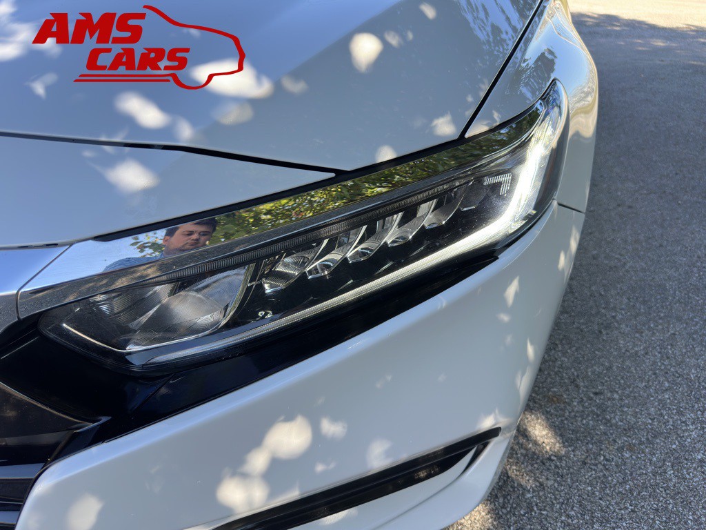 2018 Honda Accord Image 36