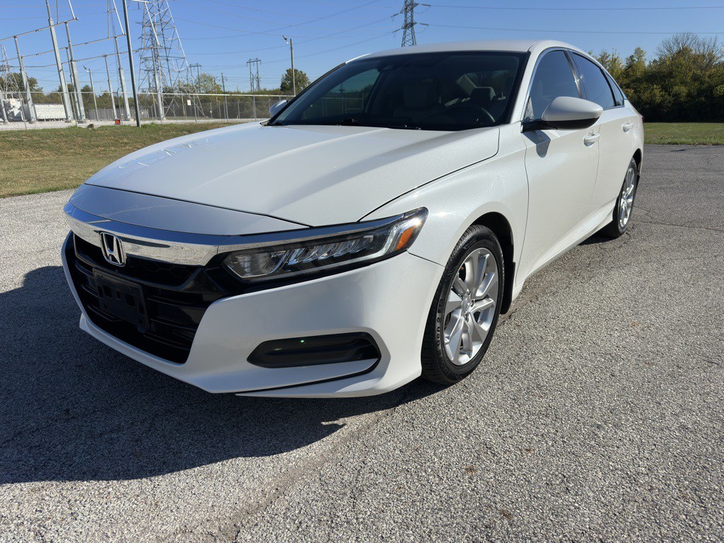 2018 Honda Accord Image 1
