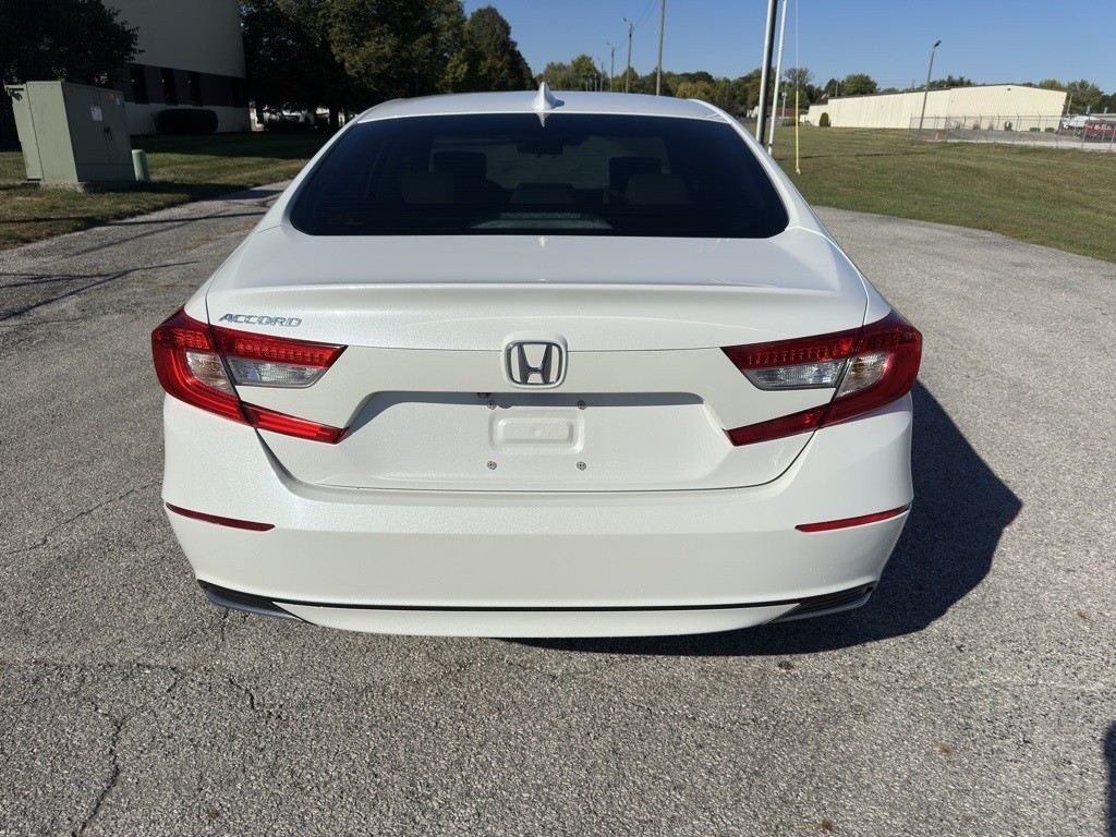2018 Honda Accord Image 5
