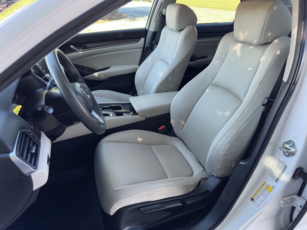 2018 Honda Accord Image 10