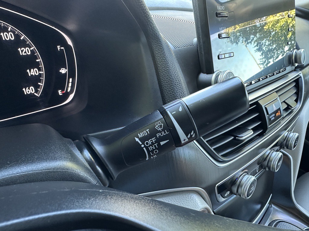 2018 Honda Accord Image 19