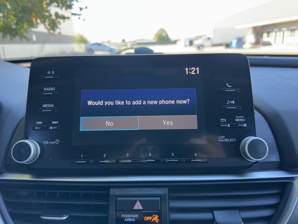 2018 Honda Accord Image 25