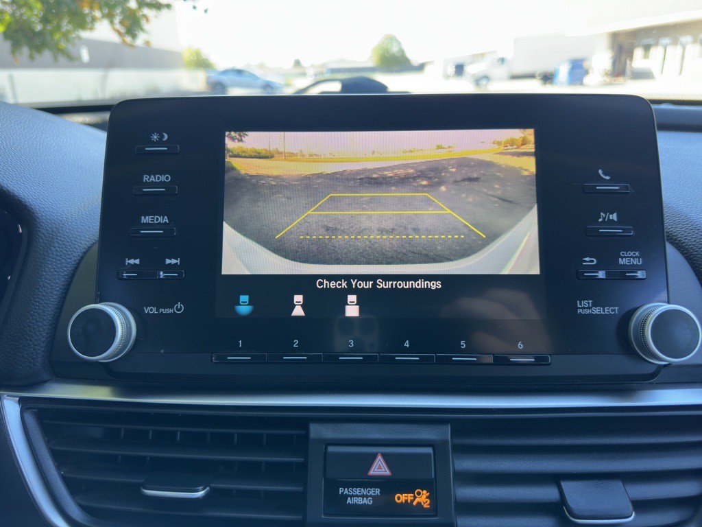 2018 Honda Accord Image 26