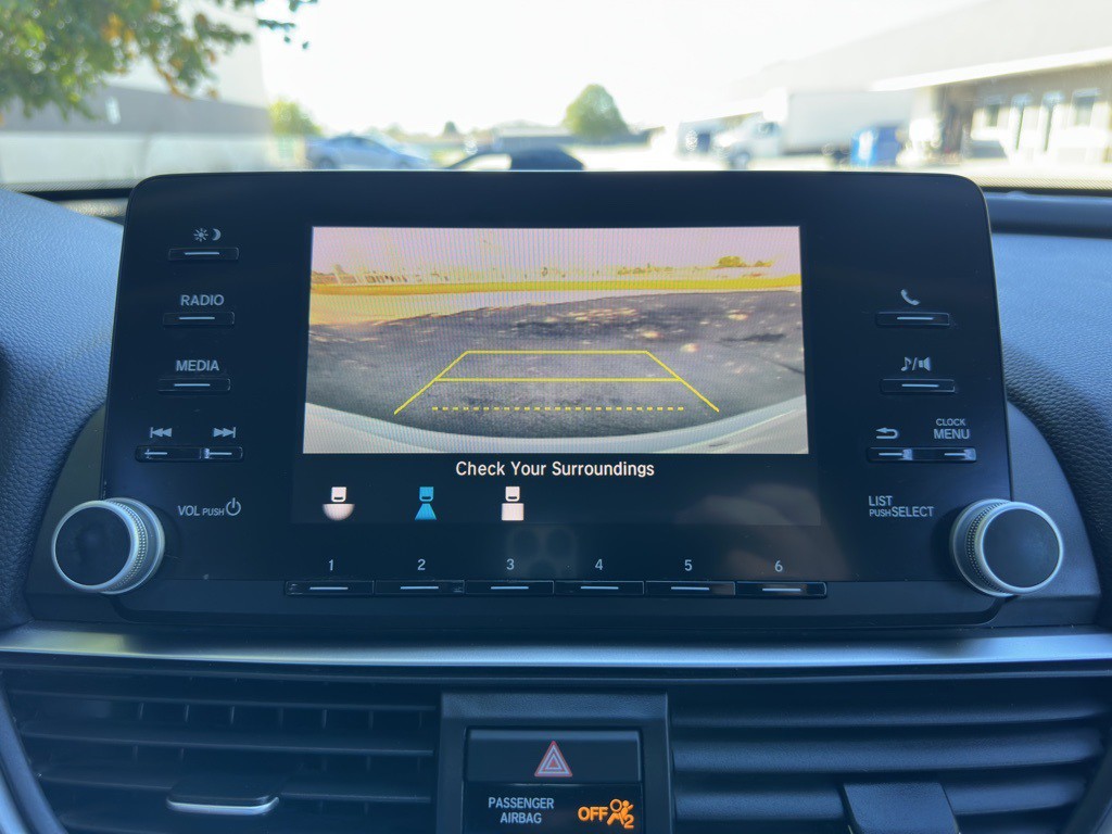 2018 Honda Accord Image 27