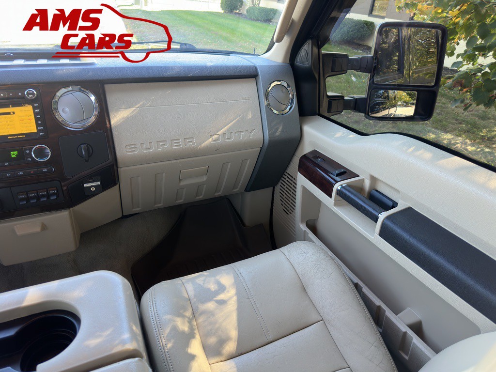 2010 Ford F-250 Image 9