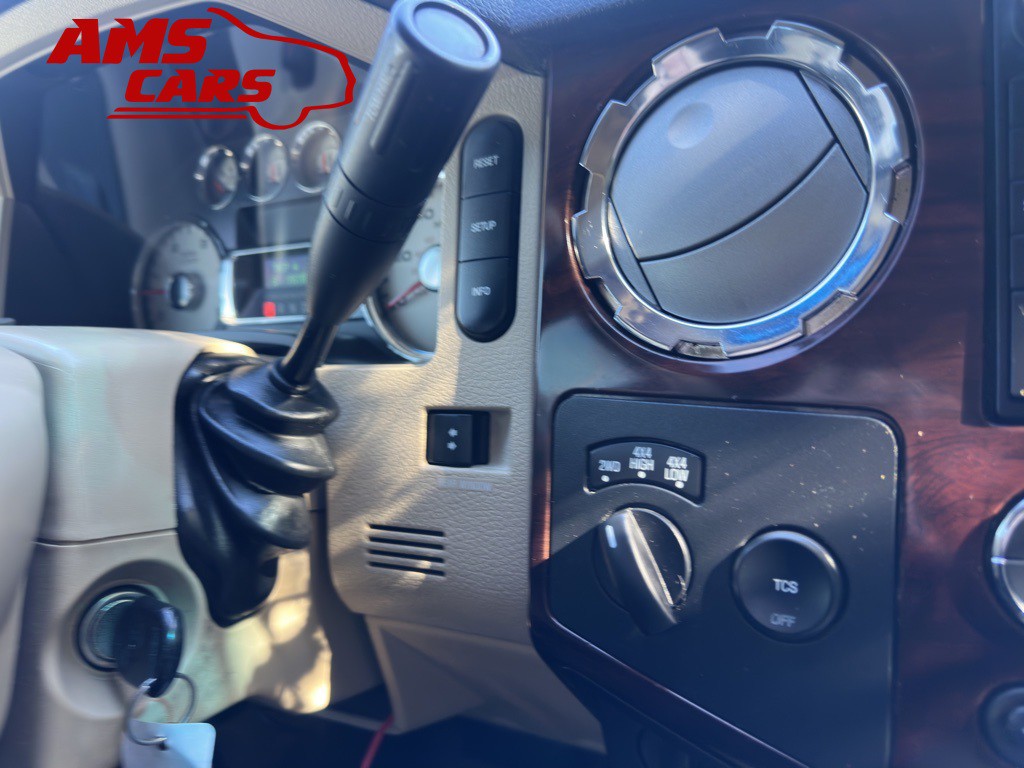 2010 Ford F-250 Image 25