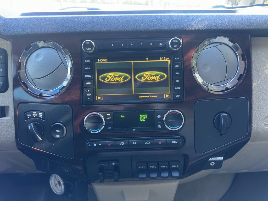 2010 Ford F-250 Image 27