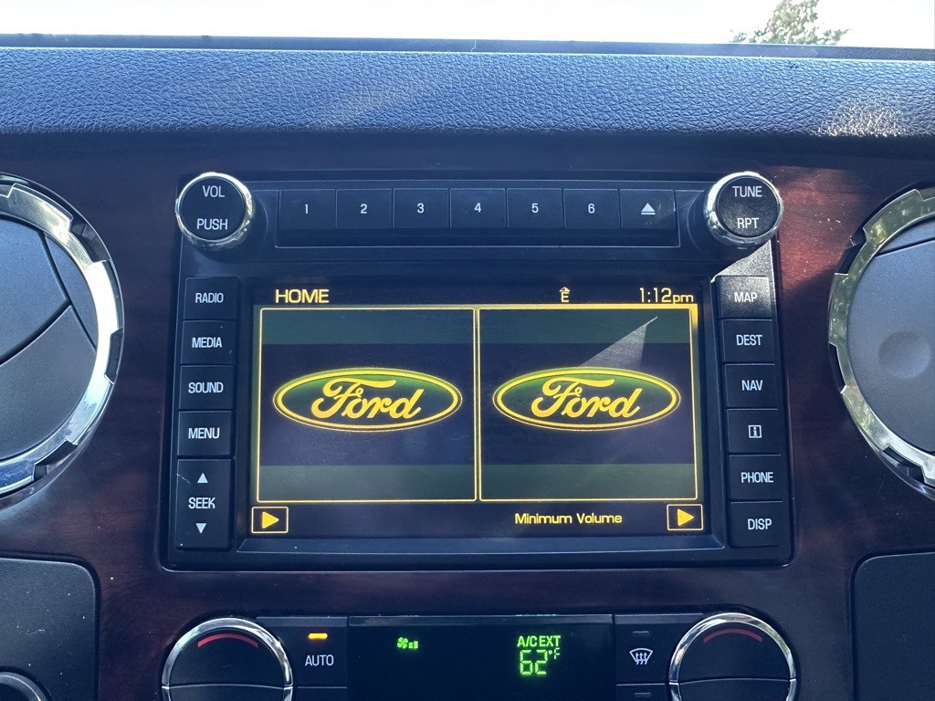 2010 Ford F-250 Image 28