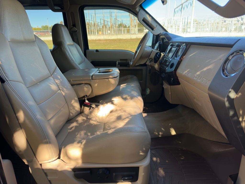 2010 Ford F-250 Image 19