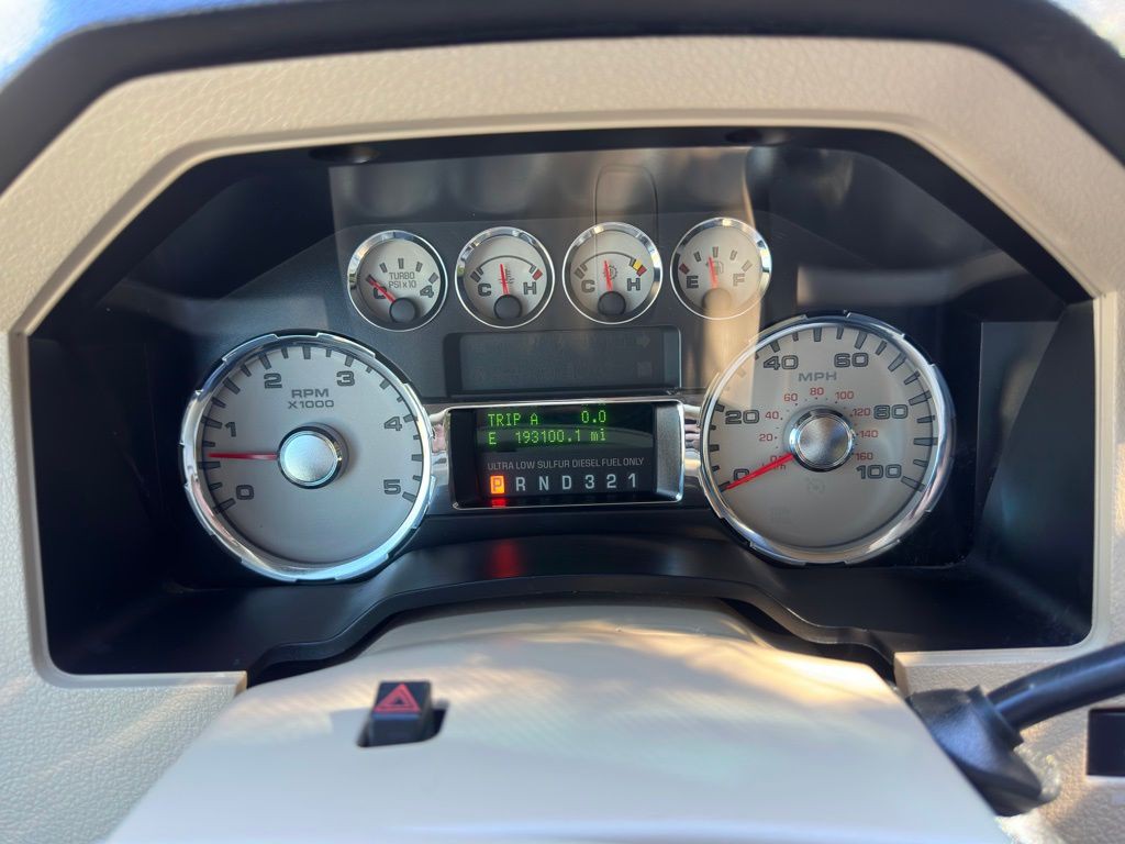 2010 Ford F-250 Image 20