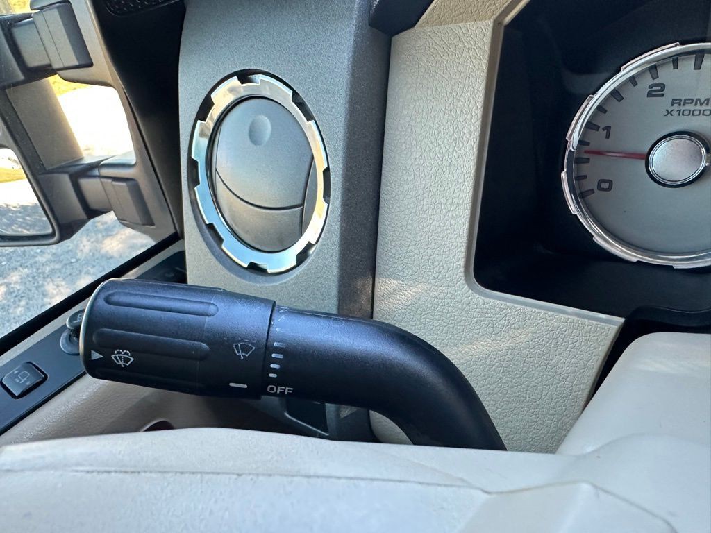 2010 Ford F-250 Image 22