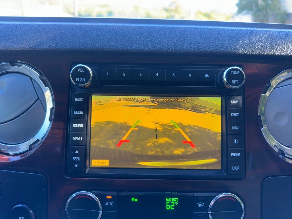 2010 Ford F-250 Image 32