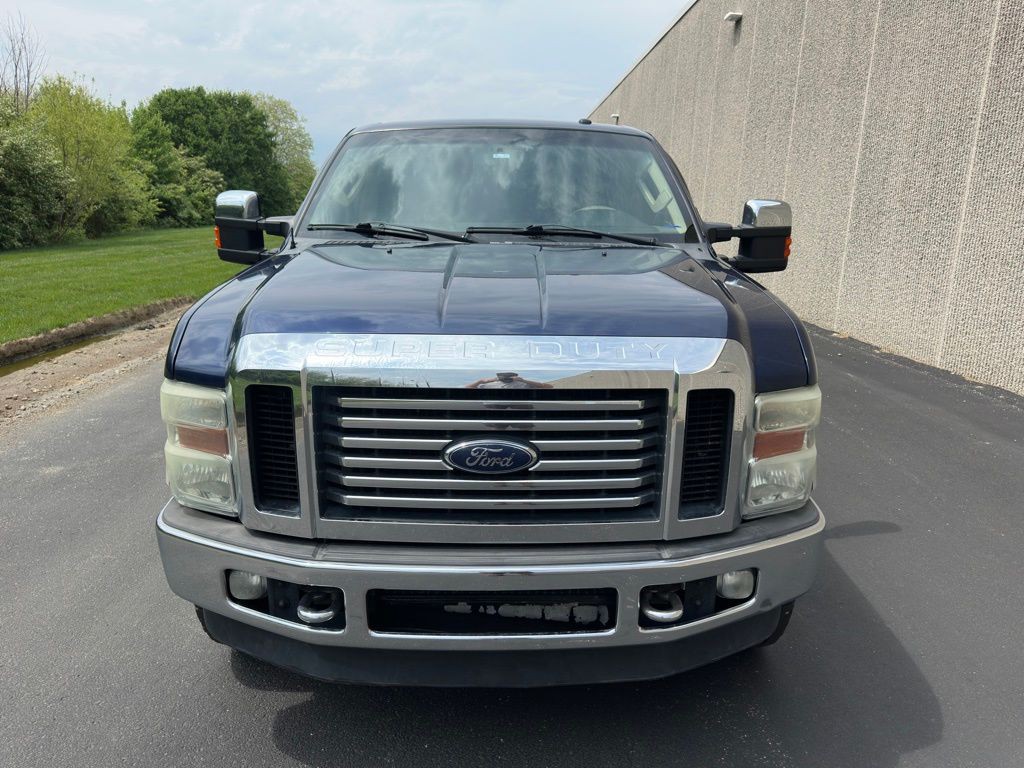 2010 Ford F-250 Image 2