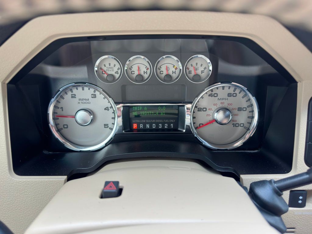 2010 Ford F-250 Image 16