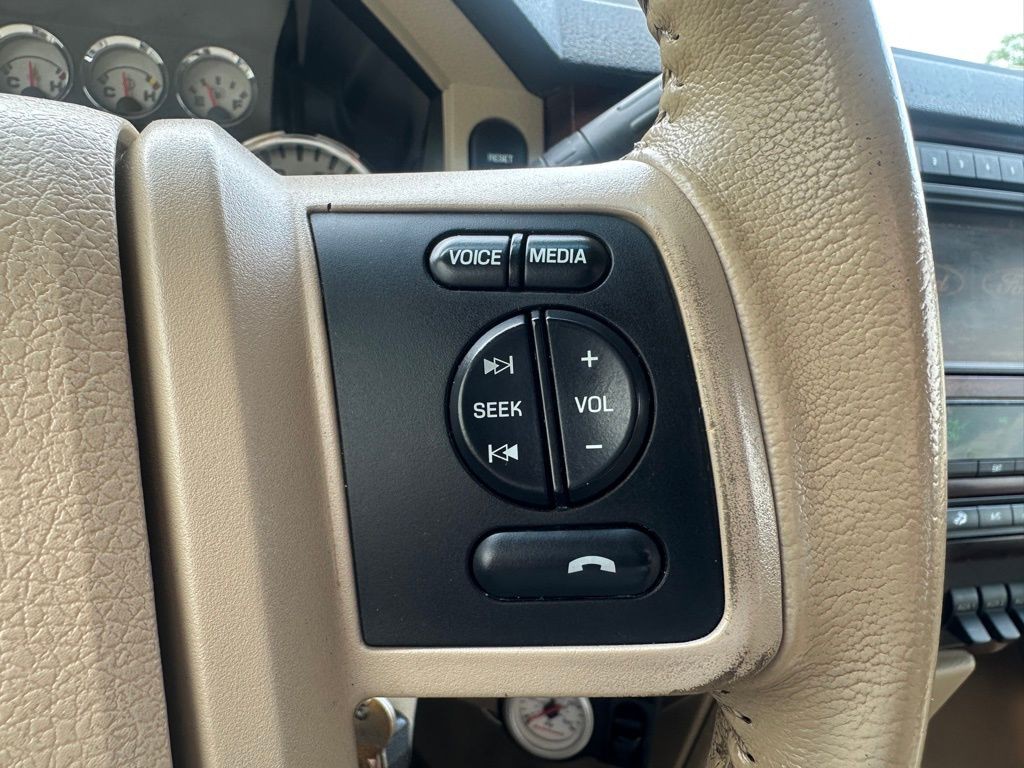 2010 Ford F-250 Image 19