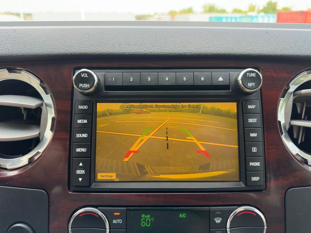 2010 Ford F-250 Image 27