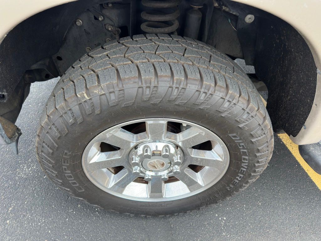 2010 Ford F-250 Image 36