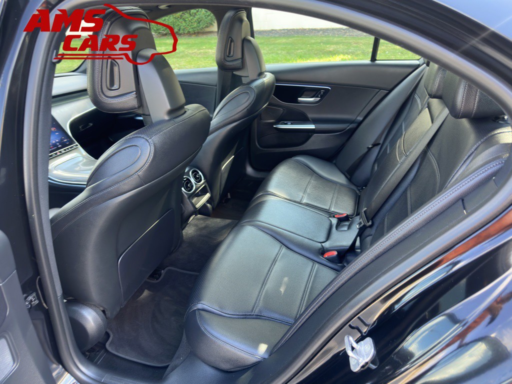 2024 Mercedes-Benz C-Class Image 11