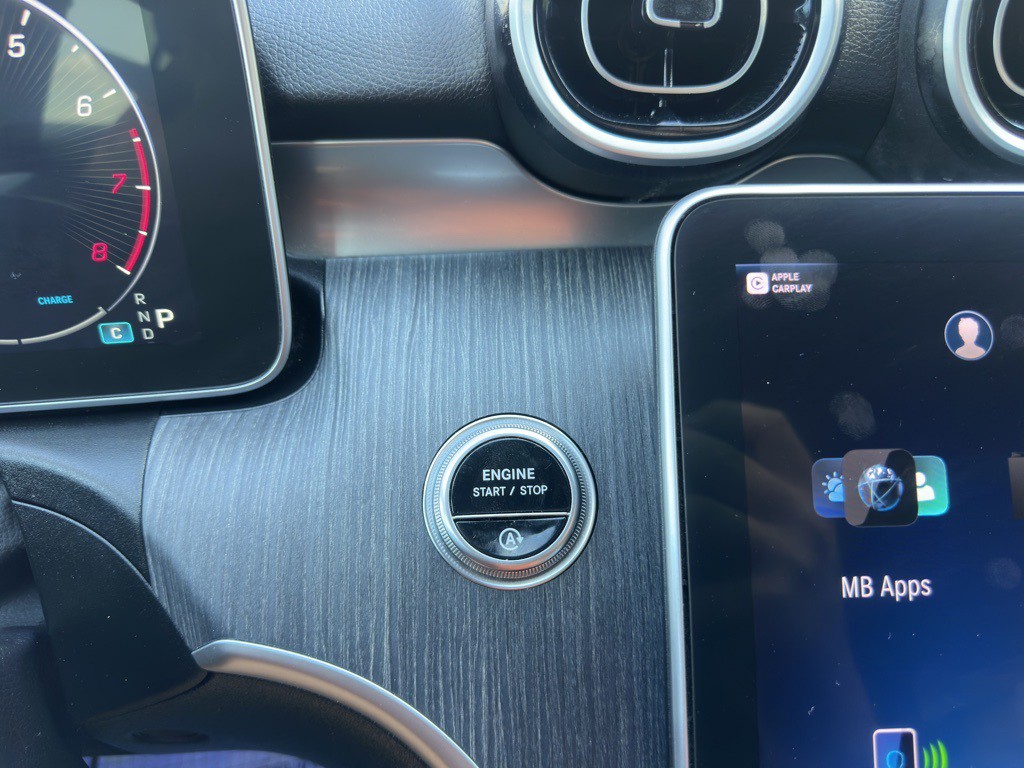 2024 Mercedes-Benz C-Class Image 32