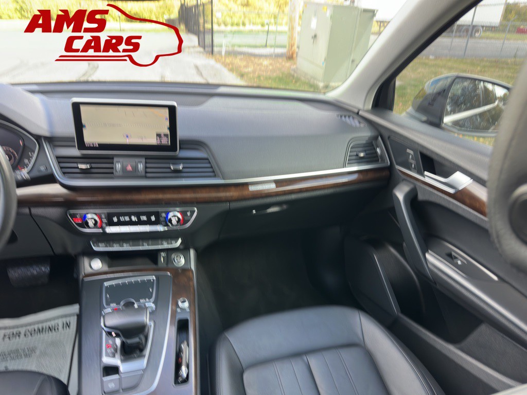 2020 Audi Q5 Image 9