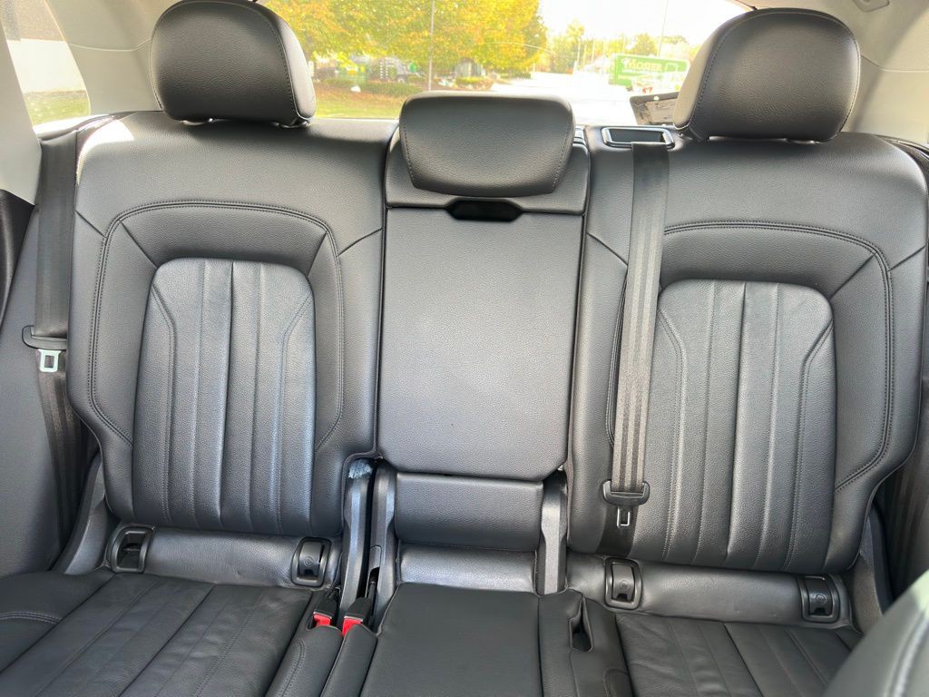 2020 Audi Q5 Image 12