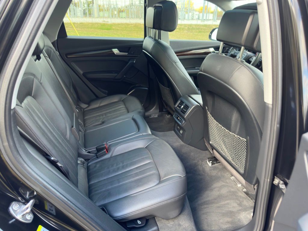 2020 Audi Q5 Image 13