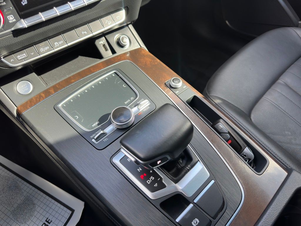 2020 Audi Q5 Image 31