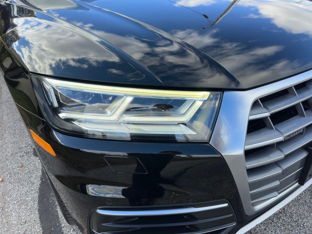 2020 Audi Q5 Image 41