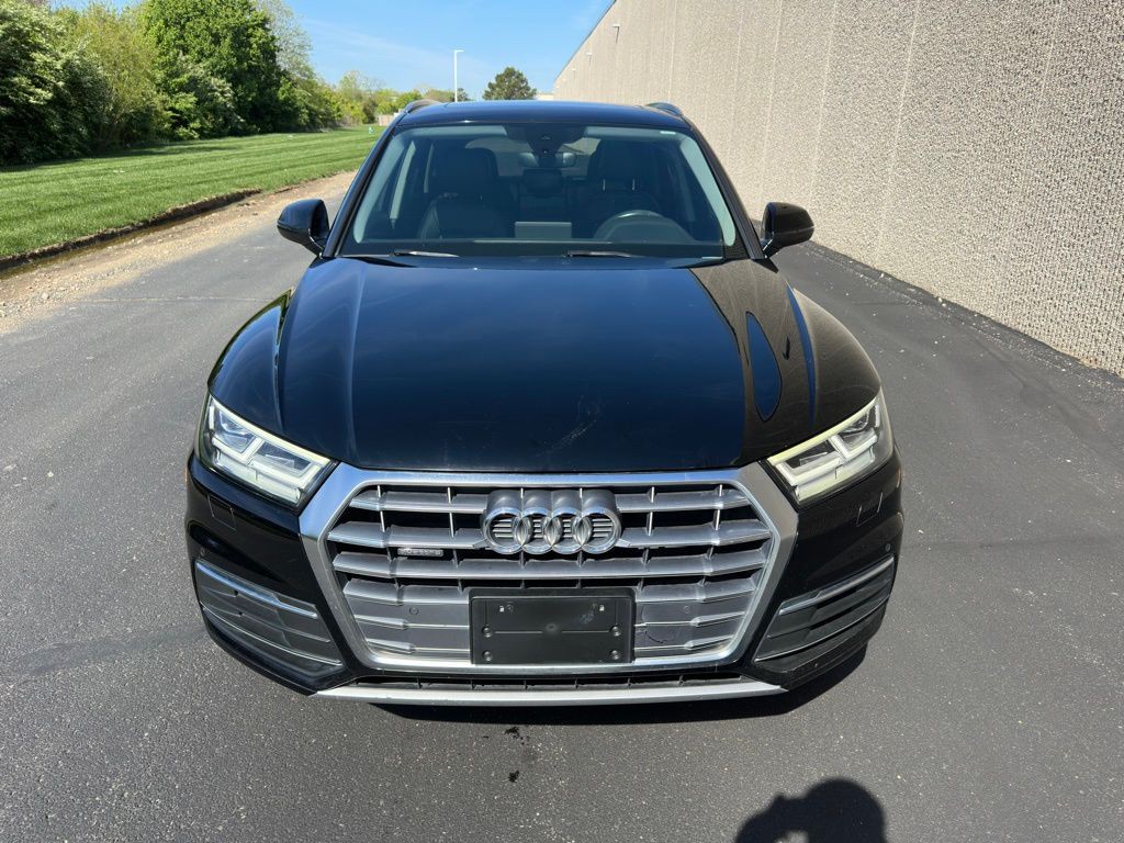 2020 Audi Q5 Image 2