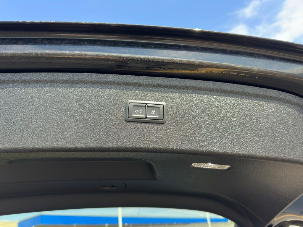 2020 Audi Q5 Image 39