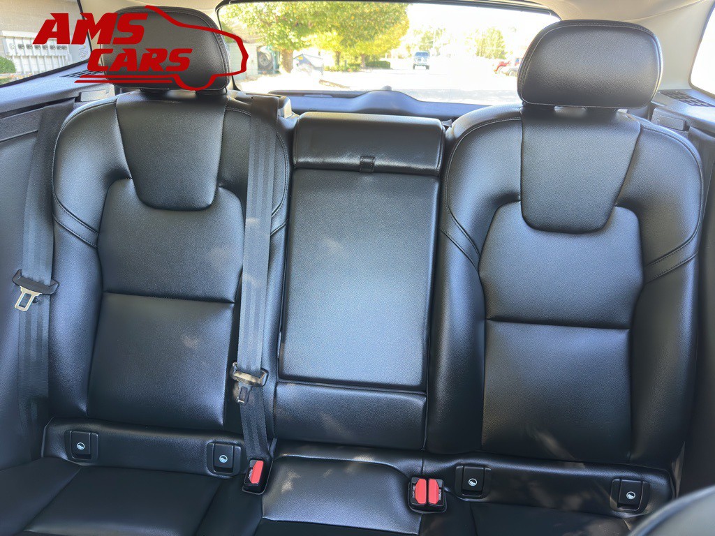 2023 Volvo XC60 Image 12