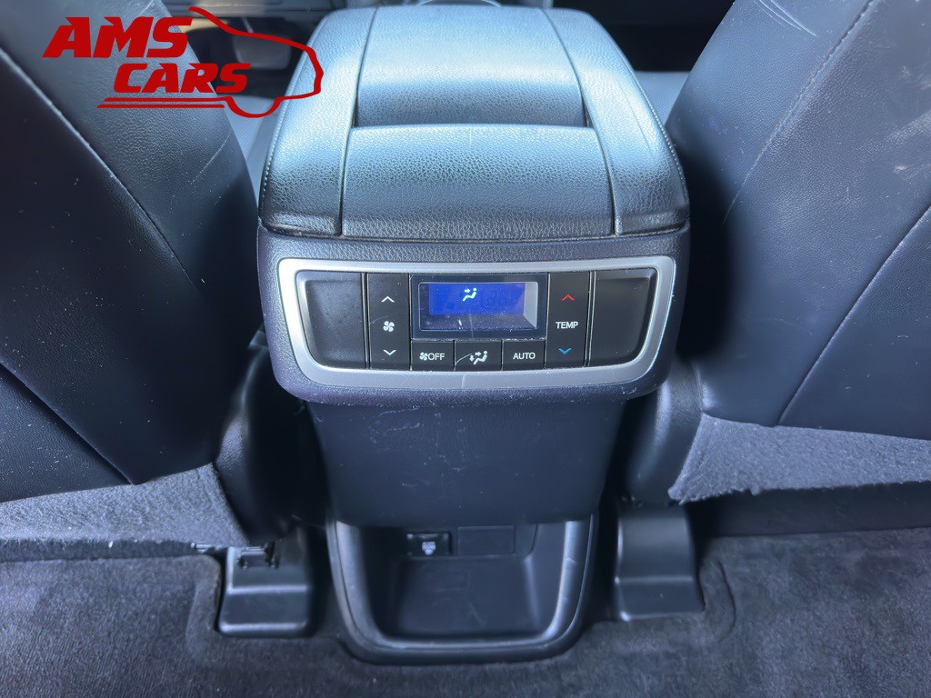 2015 Toyota Highlander Image 45