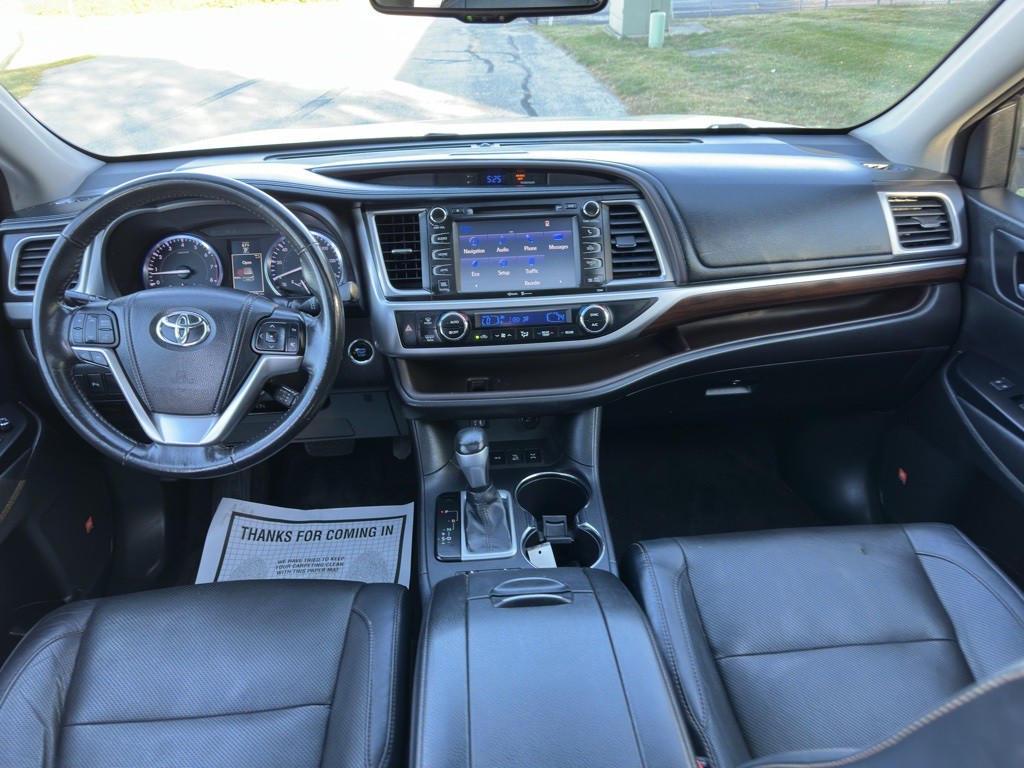 2015 Toyota Highlander Image 7