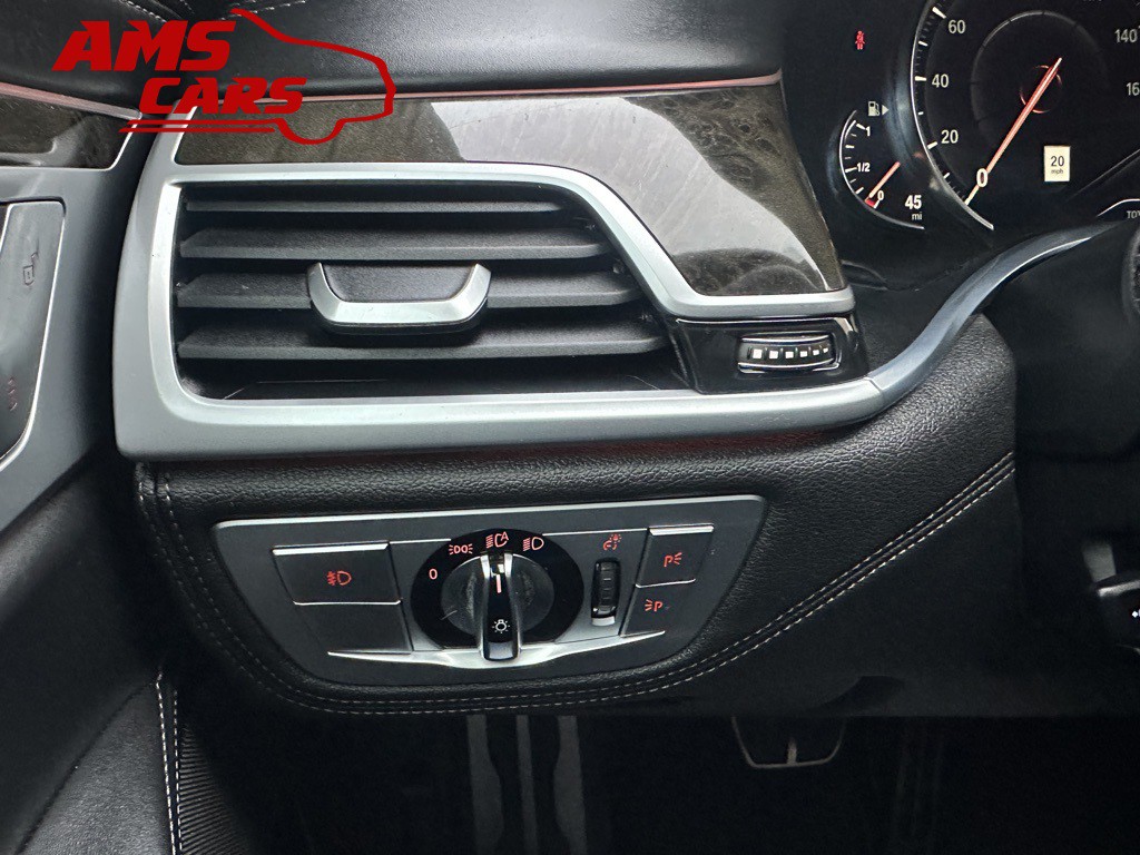 2018 BMW 7 Series Image 18